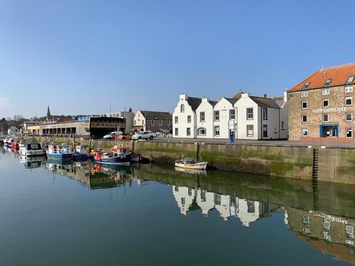 Close To The Beach, Harbour And Local Shops Eyemouth Exterior foto
